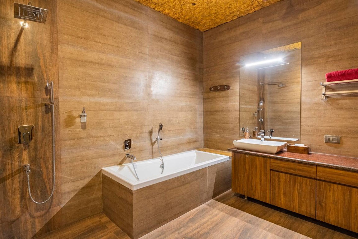 Luxury amenities and views at Shivaaz Villa Goa - Image 32
